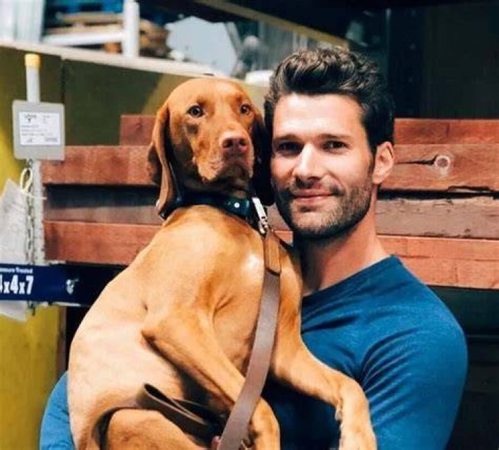 Aaron O’Connell Pets
