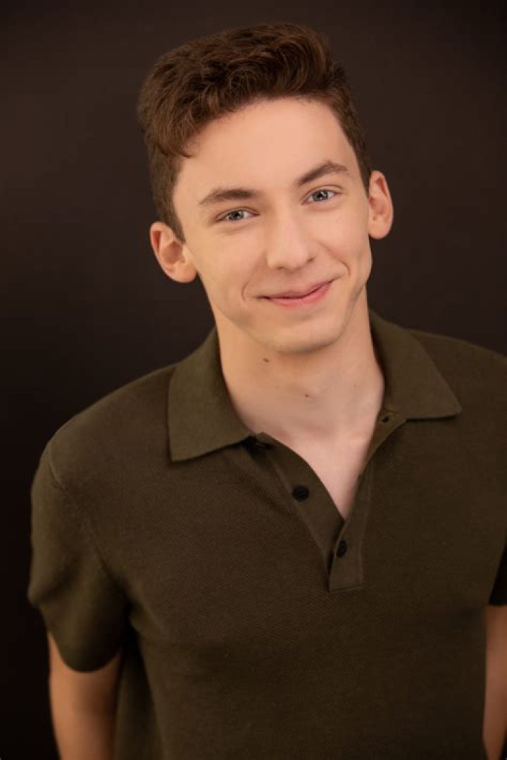 Andrew Barth Feldman Has a Sister.