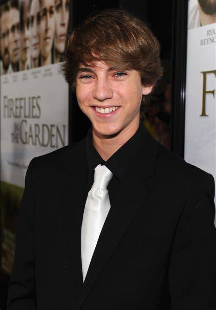 Chase Ellison photo