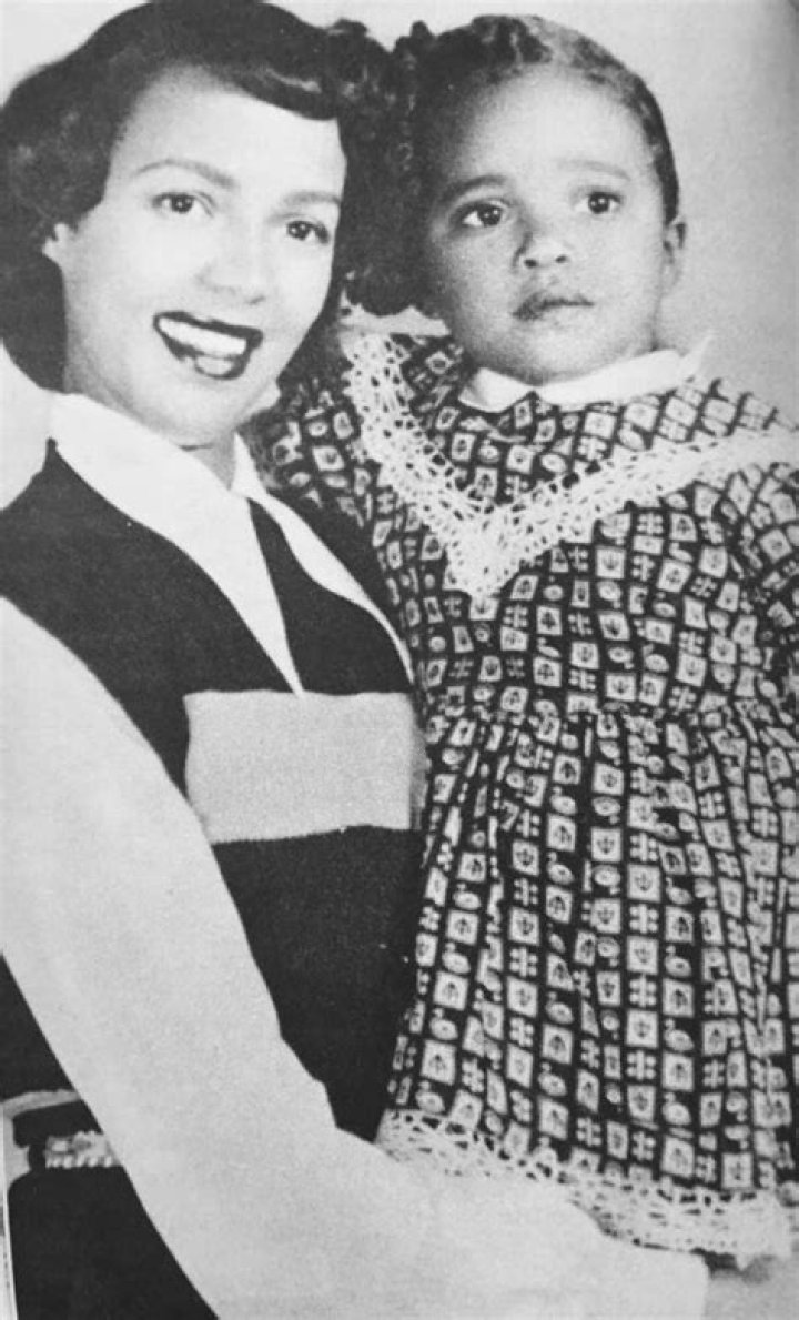 Harolyn Suzanne Nicholas's mother, Dorothy Dandridge, passed away in 1965.