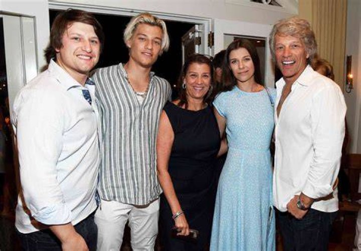 Jon Bon Jovi’s son Jesse Bongiovi engaged to Jesse Light in Hamptons! Jesse Bongiovi family