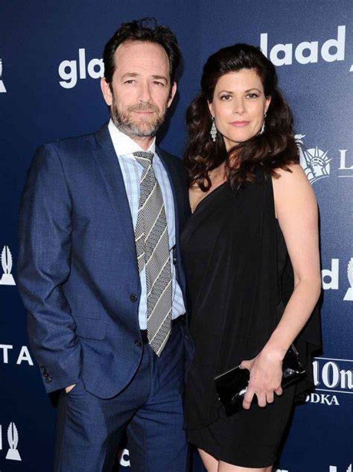 Luke Perry was engaged to Wendy Madison Bauer at the time of his death.