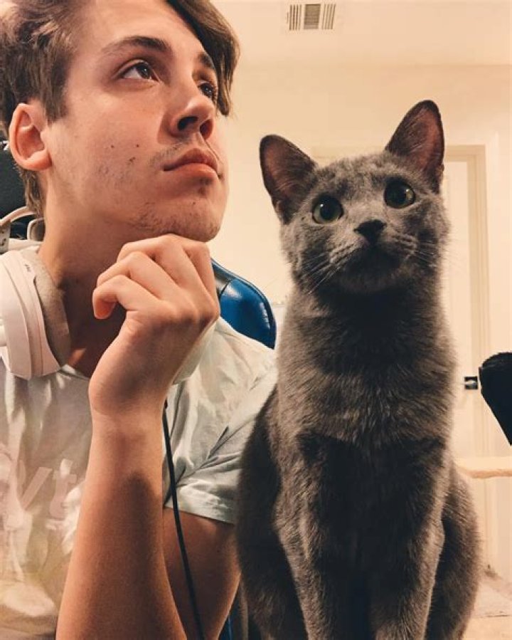 Matthew Espinosa Pets