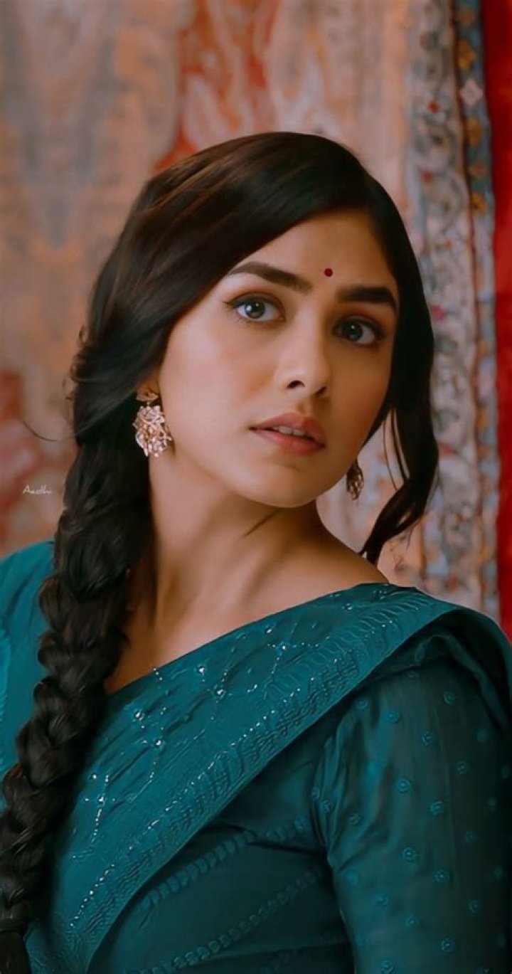 Mrunal Thakur's pet Billo Boy
