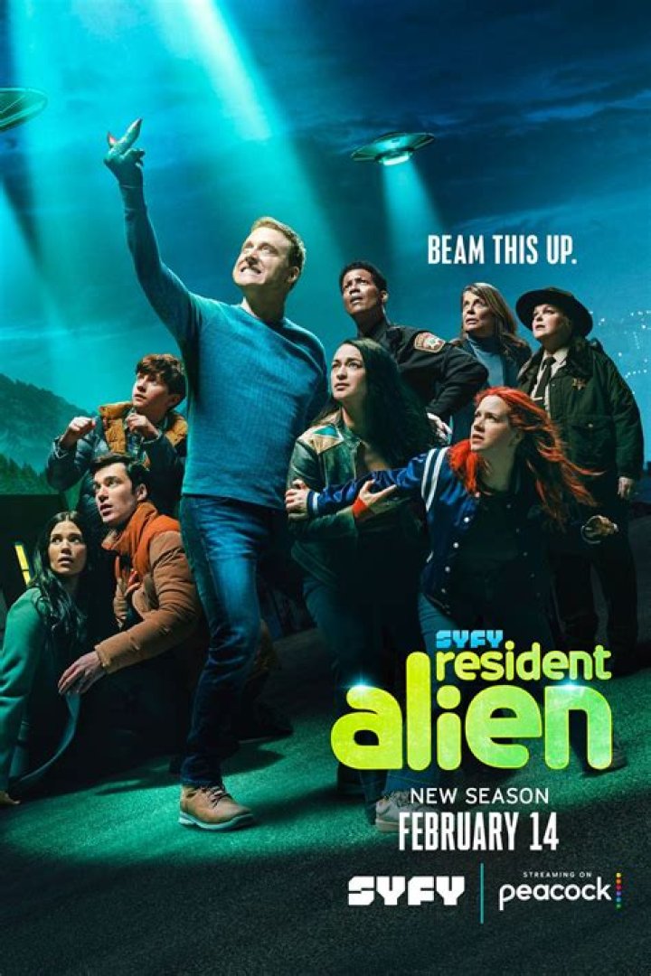 RESIDENT ALIEN -- "The Green Glow" Episode 107 -- Pictured: (l-r) Judah Prehn as Max Hawthorne, Alien Harry -- (Photo by: James Dittinger/SYFY) RESIDENT ALIEN -- "The Green Glow" Episode 107 -- Pictured: (l-r) Judah Prehn as Max Hawthorne, Alien Harry -- (Photo by: James Dittinger/SYFY)
