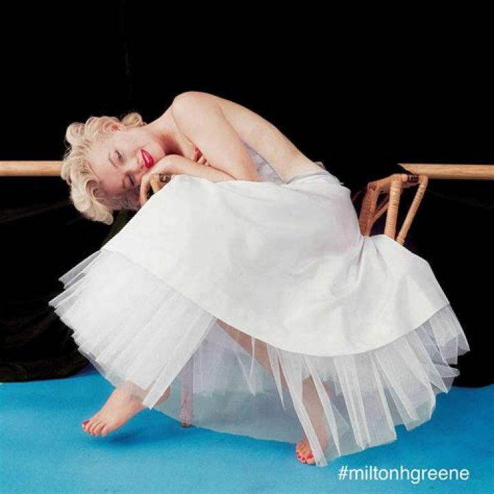 Super Sexy Marilyn Monroe 