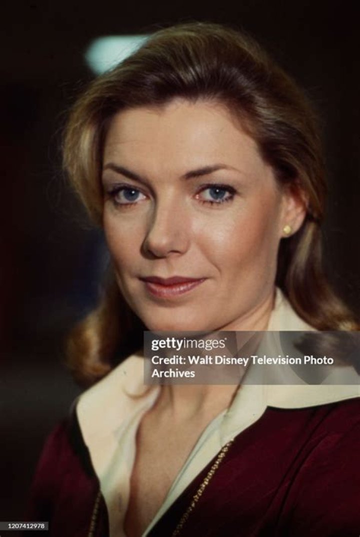 Susan Sullivan photo 3